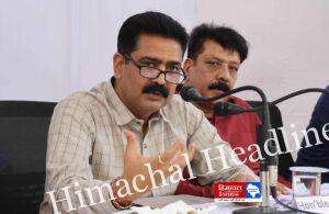 In the meeting, the officers were given strict instructions to resolve the issues related to roads, water, sewerage, ration provided by public distribution system, MNREGA, self-help groups raised by non-government members in a timely manner.