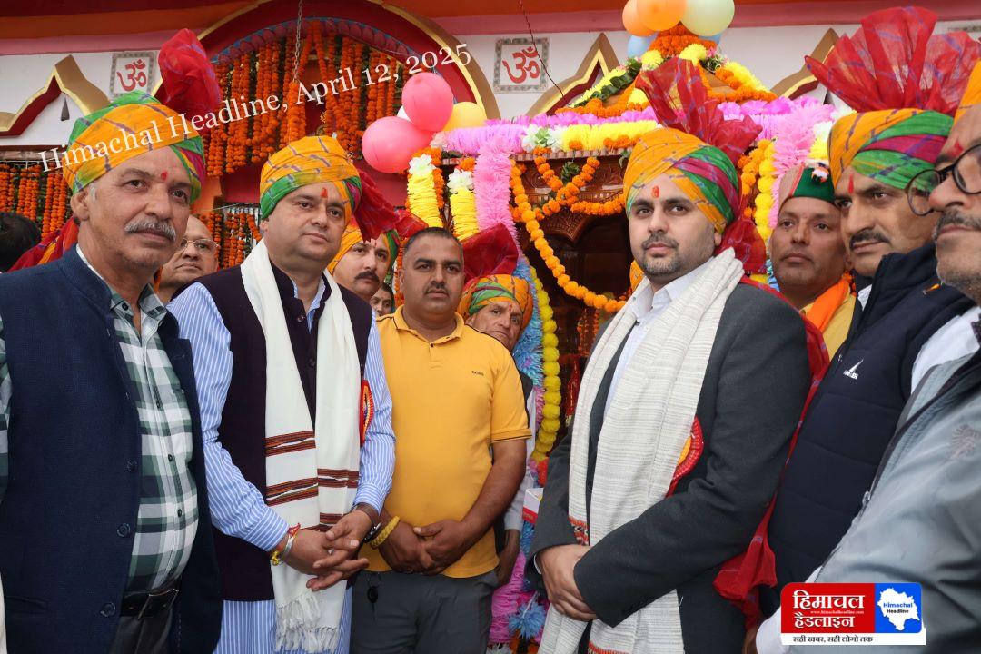 Four-day Baisakhi fair begins in Rewalsar* *Gokul Butel pulls Baba Lomash Rishi's chariot and leads the grand procession* *Master plan will be made for the development of Rewalsar - Gokul Butel