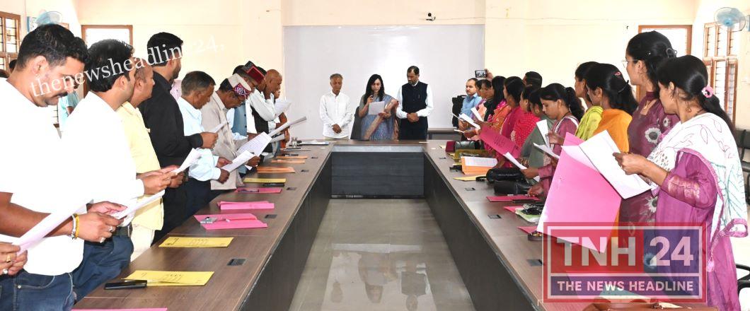 पंचायत समिति के नवनिर्वाचित सदस्यों का शपथ ग्रहण समारोह संपन्न