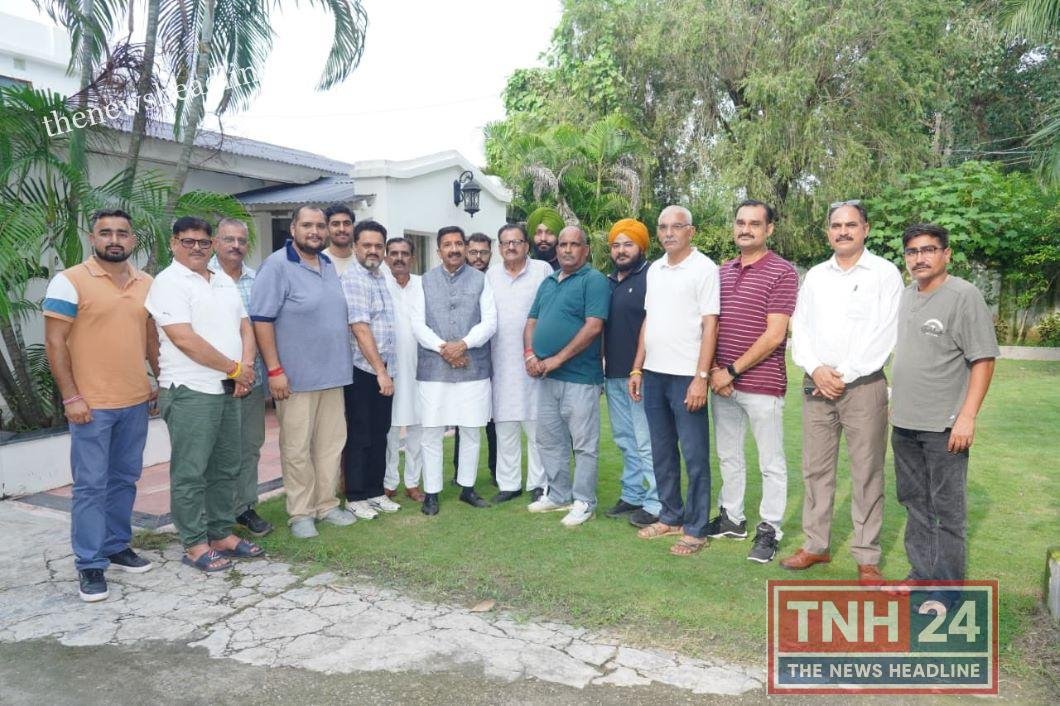 फिना सिंह सिंचाई परियोजना नवंबर 2027 तक होगी पूरी : मुकेश अग्निहोत्री केंद्र से मिली राशि के साथ प्रदेश सरकार भी अपने संसाधनों से करेगी खर्च, नूरपुर में कांग्रेस कार्यकर्ताओं को किया संबोधित